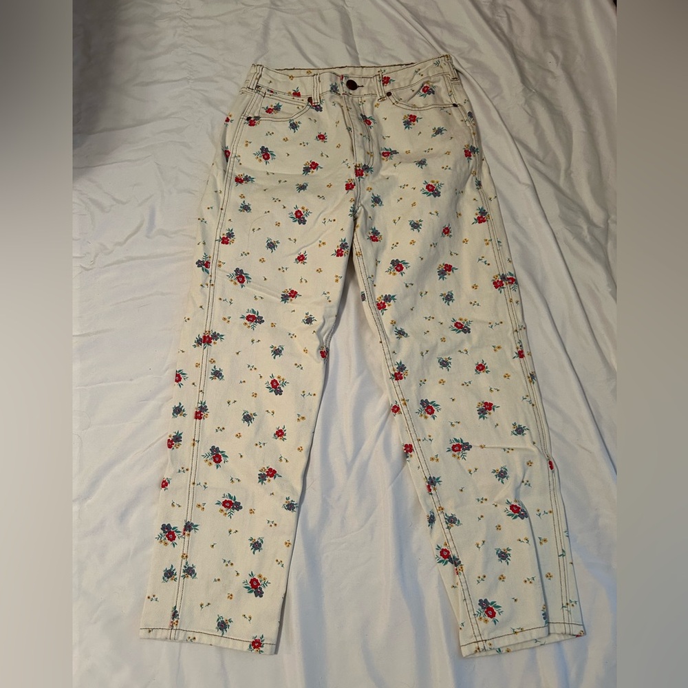 Wrangler x Billabong White Floral Jeans Size 27